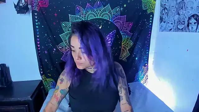ChloeAllennn from StripChat is Freechat