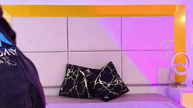 Girls and cam to cam: Watch as these sophisticated entertainers uncover their stunning costumes and curvaceous curves online!