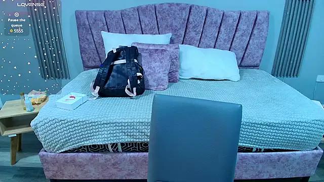 ChloeShine_ from StripChat is Freechat