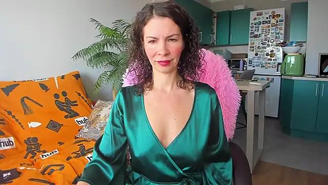 Girls and cam to cam: Watch as these sophisticated entertainers uncover their stunning costumes and curvaceous curves online!