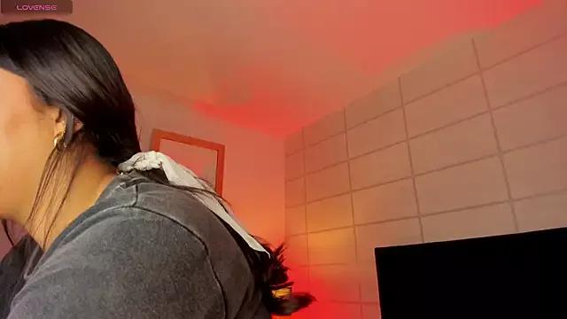 Girls and cam to cam: Watch as these sophisticated entertainers uncover their stunning costumes and curvaceous curves online!