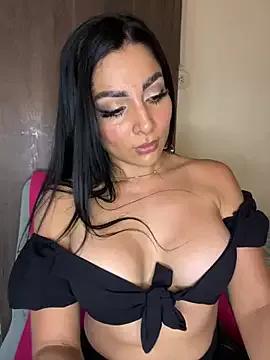 Cianuroom from StripChat is Freechat