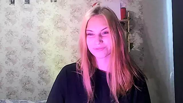 ClaireLaSweet from StripChat is Freechat