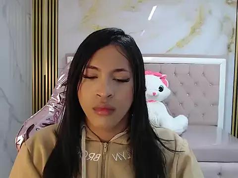 clara_evanss_s from StripChat is Freechat