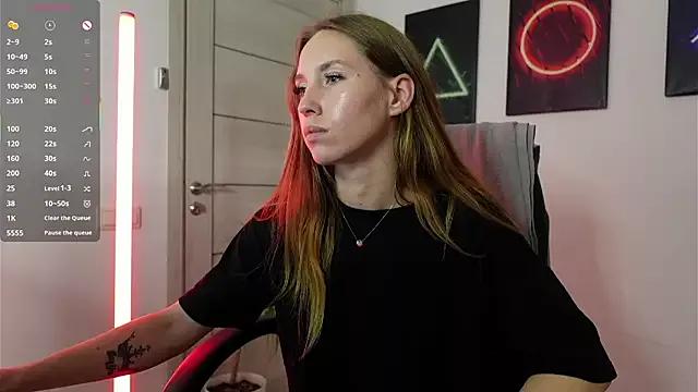 Clara_Storms from StripChat is Freechat
