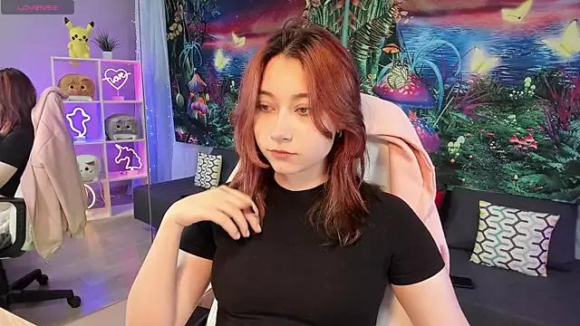Girls and cam to cam: Watch as these sophisticated entertainers uncover their stunning costumes and curvaceous curves online!