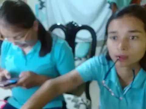 clayre_and_jill from StripChat is Freechat
