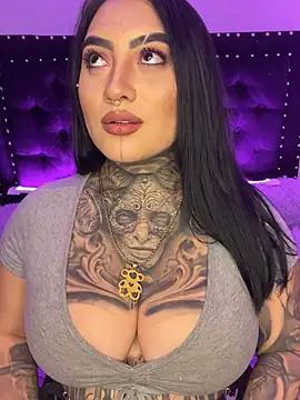 Girls and cam to cam: Watch as these sophisticated entertainers uncover their stunning costumes and curvaceous curves online!