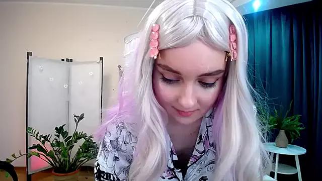 CloudGrace from StripChat is Freechat