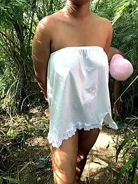 couplesexroom from StripChat is Freechat