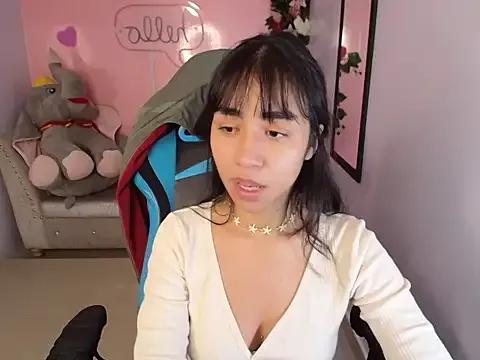 cristal11_ch from StripChat is Freechat