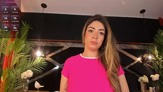CristalHeart_ from StripChat is Freechat