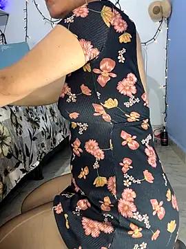 Girls and cam to cam: Watch as these sophisticated entertainers uncover their stunning costumes and curvaceous curves online!