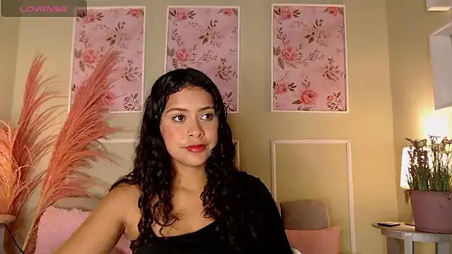 CurlyDani from StripChat is Freechat