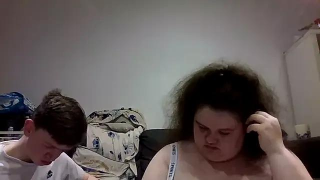 Girls and cam to cam: Watch as these sophisticated entertainers uncover their stunning costumes and curvaceous curves online!
