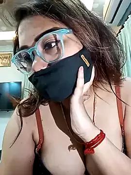Cute-mona from StripChat is Freechat