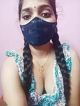 Cute-Simmi from StripChat is Freechat