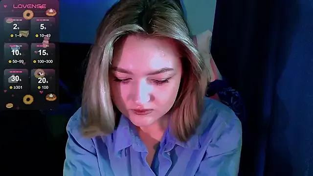 cute1stranger from StripChat is Freechat