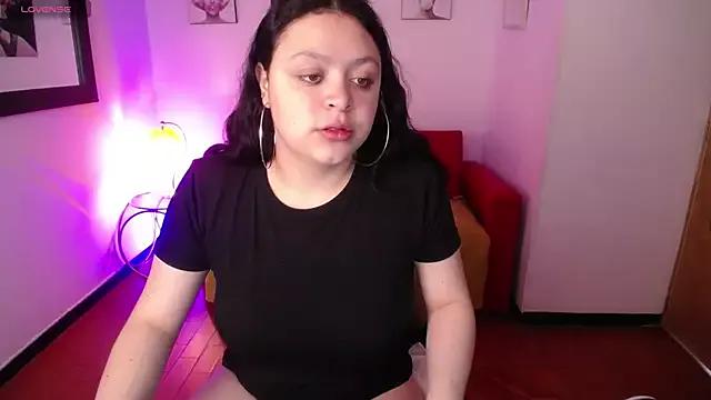 Girls and cam to cam: Watch as these sophisticated entertainers uncover their stunning costumes and curvaceous curves online!