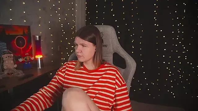 Girls and cam to cam: Watch as these sophisticated entertainers uncover their stunning costumes and curvaceous curves online!