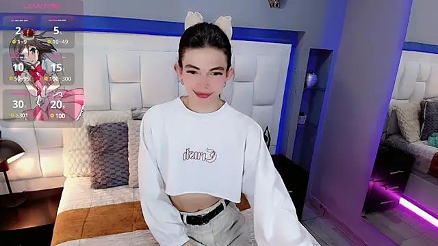 Girls and cam to cam: Watch as these sophisticated entertainers uncover their stunning costumes and curvaceous curves online!