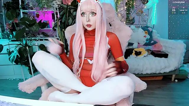 Girls and cam to cam: Watch as these sophisticated entertainers uncover their stunning costumes and curvaceous curves online!