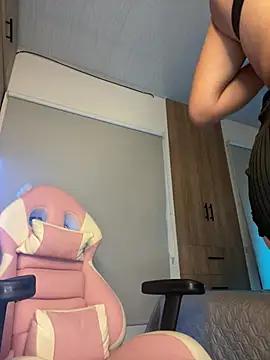 Girls and cam to cam: Watch as these sophisticated entertainers uncover their stunning costumes and curvaceous curves online!