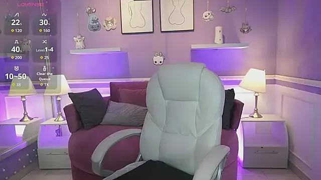 Girls and cam to cam: Watch as these sophisticated entertainers uncover their stunning costumes and curvaceous curves online!