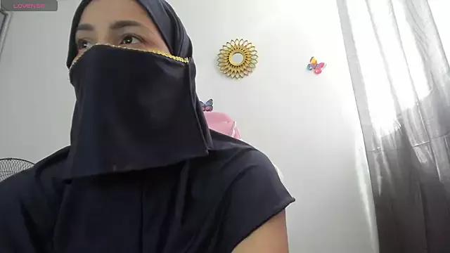 dalila_kemur from StripChat is Freechat