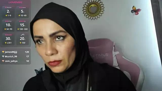 dalila_kemur from StripChat is Freechat