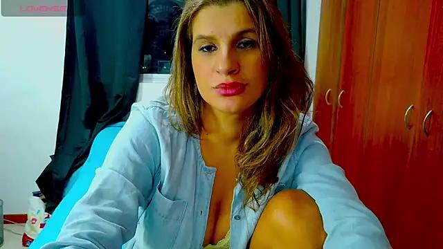 Girls and cam to cam: Watch as these sophisticated entertainers uncover their stunning costumes and curvaceous curves online!