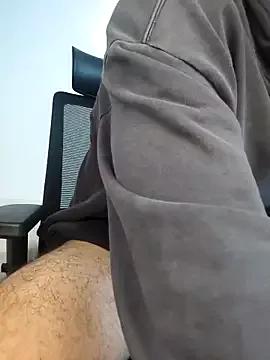 damian_bull from StripChat is Freechat