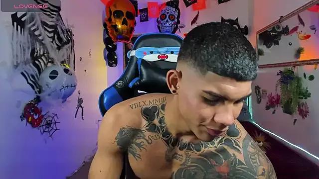 Girls and cam to cam: Watch as these sophisticated entertainers uncover their stunning costumes and curvaceous curves online!