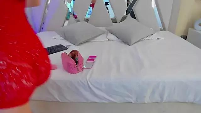Girls and cam to cam: Watch as these sophisticated entertainers uncover their stunning costumes and curvaceous curves online!