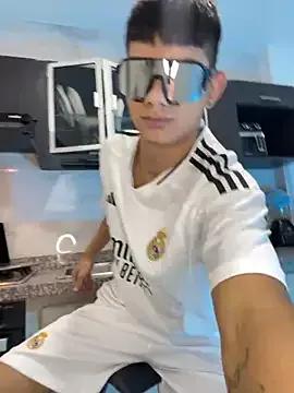 Daniel_naughty_ from StripChat is Freechat