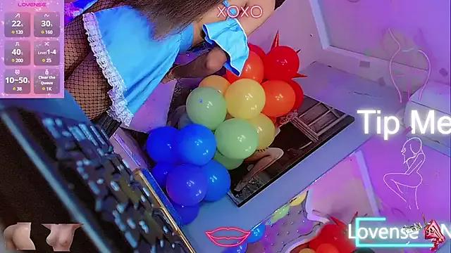 Girls and cam to cam: Watch as these sophisticated entertainers uncover their stunning costumes and curvaceous curves online!
