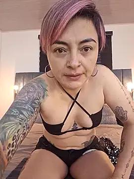 Girls and cam to cam: Watch as these sophisticated entertainers uncover their stunning costumes and curvaceous curves online!