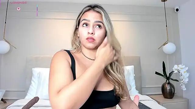 Girls and cam to cam: Watch as these sophisticated entertainers uncover their stunning costumes and curvaceous curves online!
