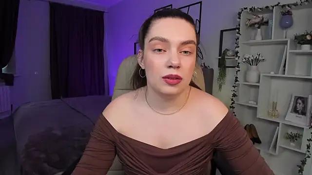 DaniellaLovely from StripChat is Freechat