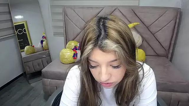Danna_Sweet_v from StripChat is Freechat
