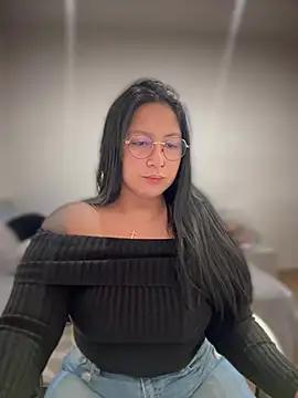 Girls and cam to cam: Watch as these sophisticated entertainers uncover their stunning costumes and curvaceous curves online!
