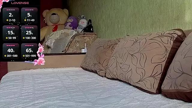 Girls and cam to cam: Watch as these sophisticated entertainers uncover their stunning costumes and curvaceous curves online!