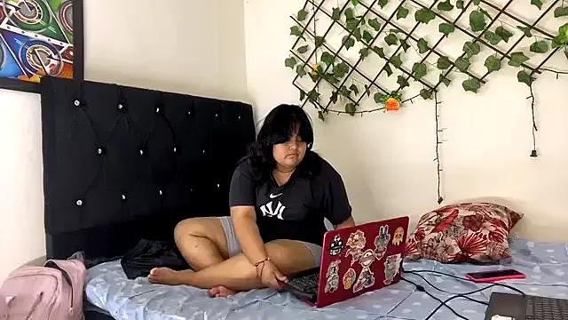 Dark_Honey69 from StripChat is Freechat