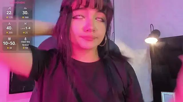 Girls and cam to cam: Watch as these sophisticated entertainers uncover their stunning costumes and curvaceous curves online!