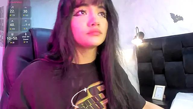 Girls and cam to cam: Watch as these sophisticated entertainers uncover their stunning costumes and curvaceous curves online!