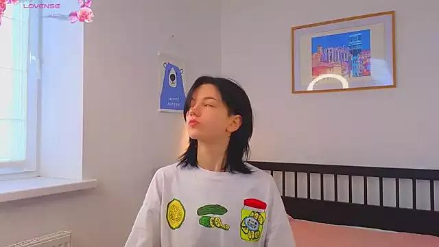 DawneBorek from StripChat is Freechat