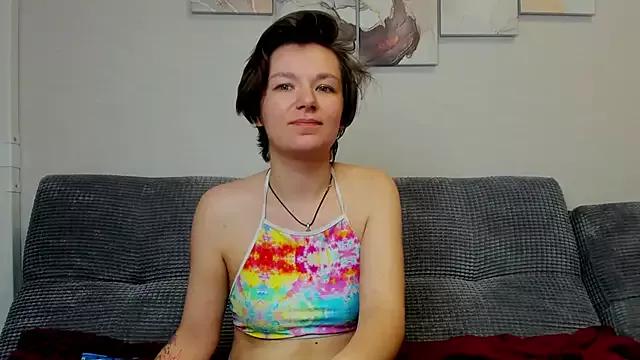 DayanaDiamond from StripChat is Freechat