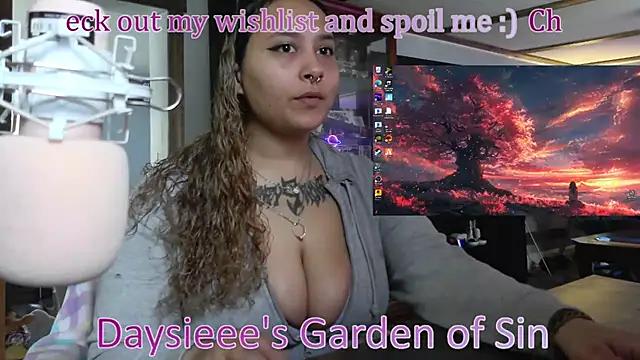 DaysieAfterDark from StripChat is Freechat