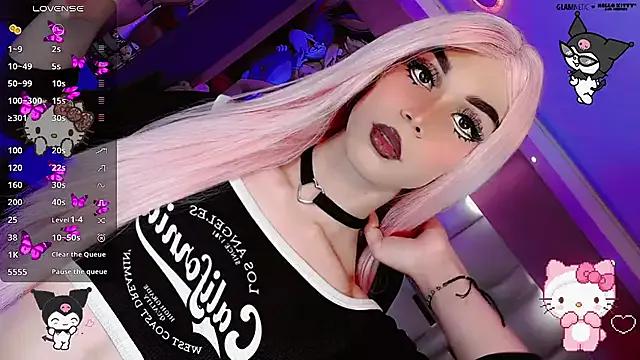 Girls and cam to cam: Watch as these sophisticated entertainers uncover their stunning costumes and curvaceous curves online!