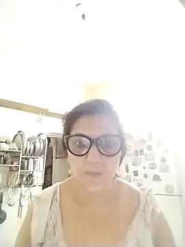 DesiMuffin from StripChat is Freechat